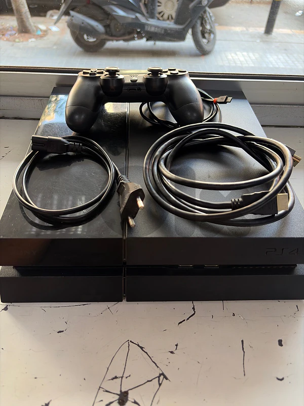 ps4 fat used like new