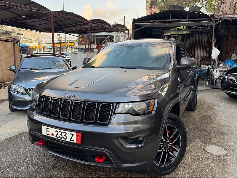 Grand Cherokee 2018 TRAILHAWK 4wl, super clean, 90k miles, 81/882165