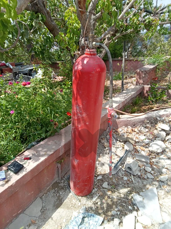 طفاية كبيرة