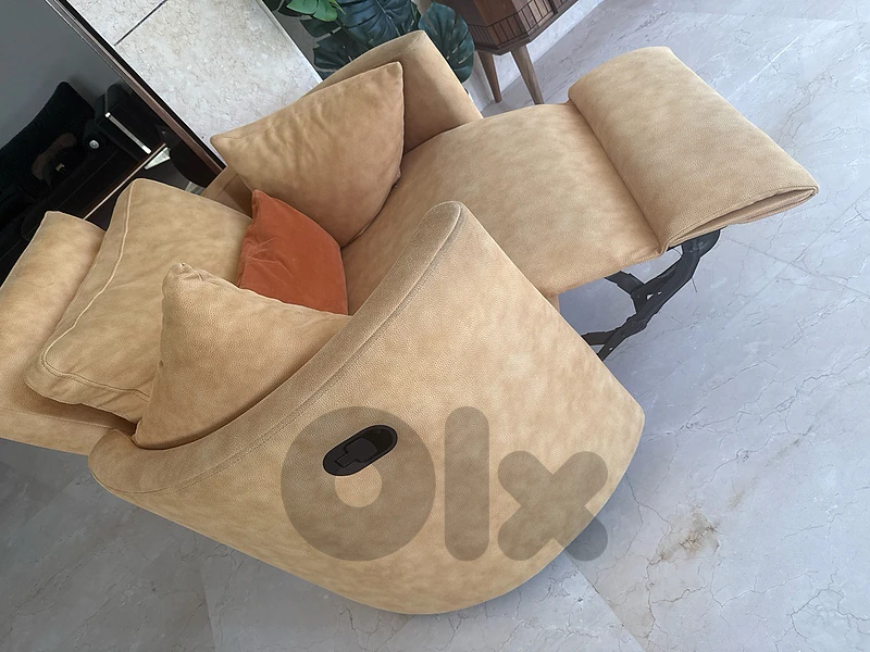recliner chair كرسي قابله للتمدد like new