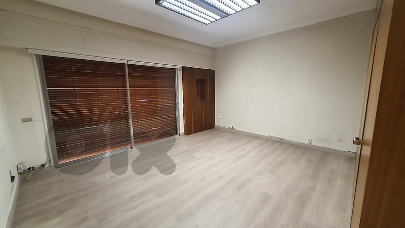 SPACIOUS OFFICE FOR RENT IN BADARO (450SQ) , (BDRA-105)