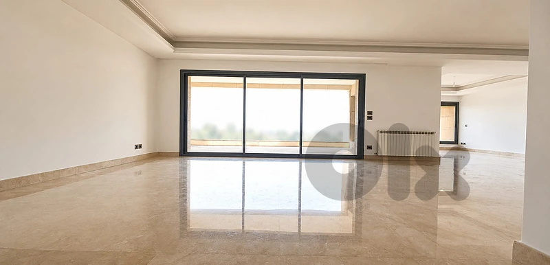 Apartment for Sale in Ramlet Al Baydahشقة للبيع في الرملة البيضاء