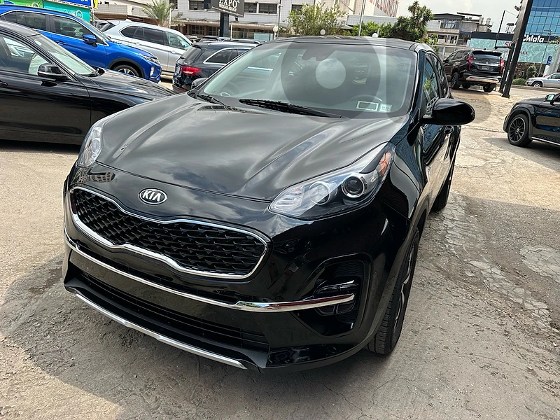 Kia Sportage 2020 LX Blauk  very clean AWD