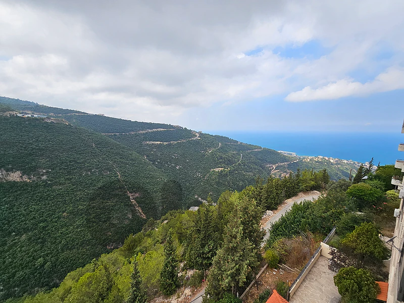 RWB331MT - Apartment for sale in Blat Jbeil