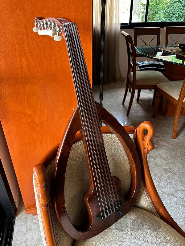 George Bitar 7-String Electric Oud | عود كهربائي جورج بيطار – ٧ أوتار