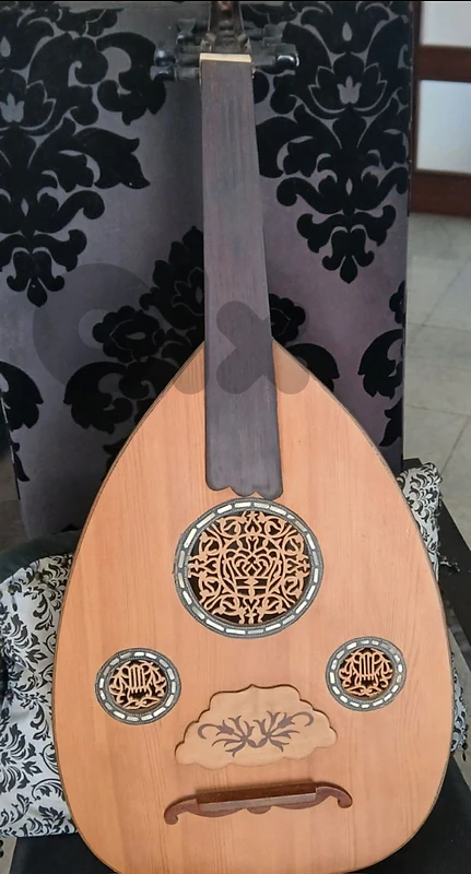 عود مصري