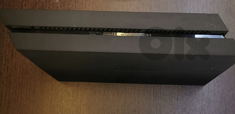 PS4 Bundle + Camera + 14 Games (EXCELLENT- Includes Rare Titles!)
