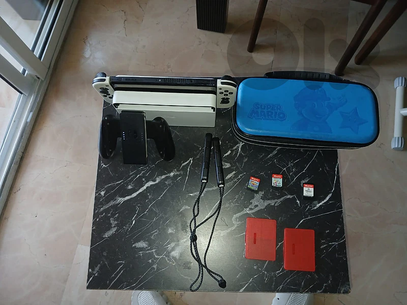 Nintendo switch 1 oled white