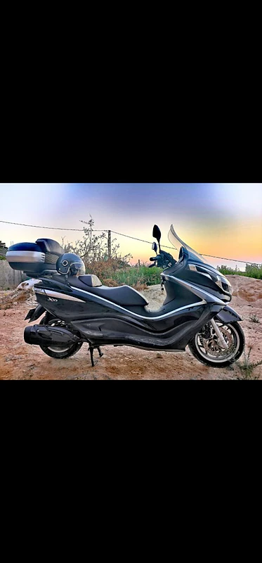 piaggio x10 2017