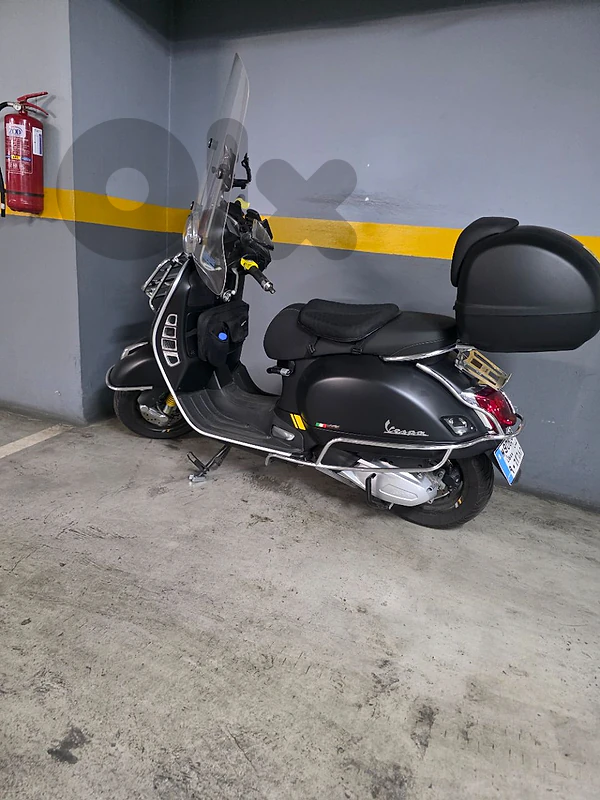 Vespa 300 gts supertech mod 2023