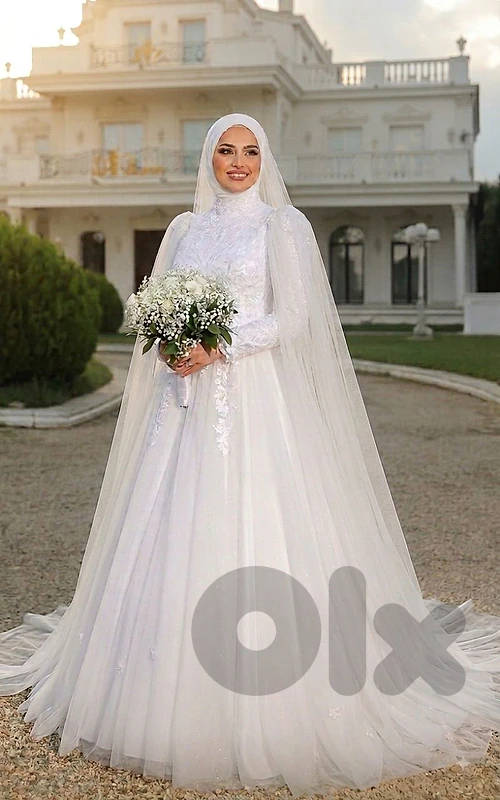 costum made wedding dress