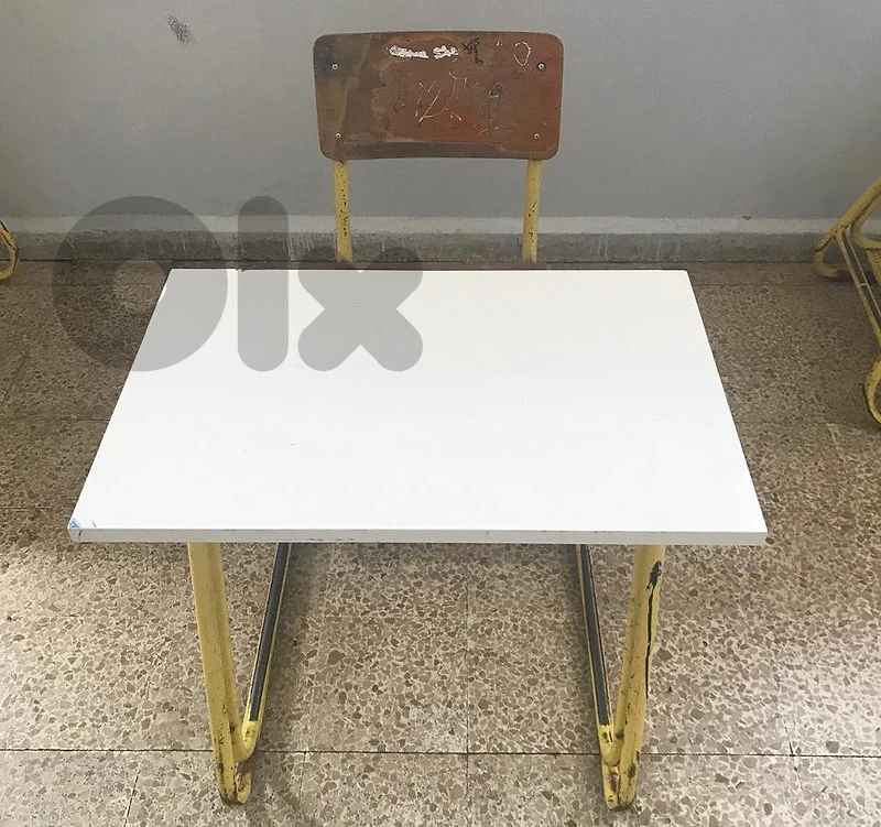 Studend Desk