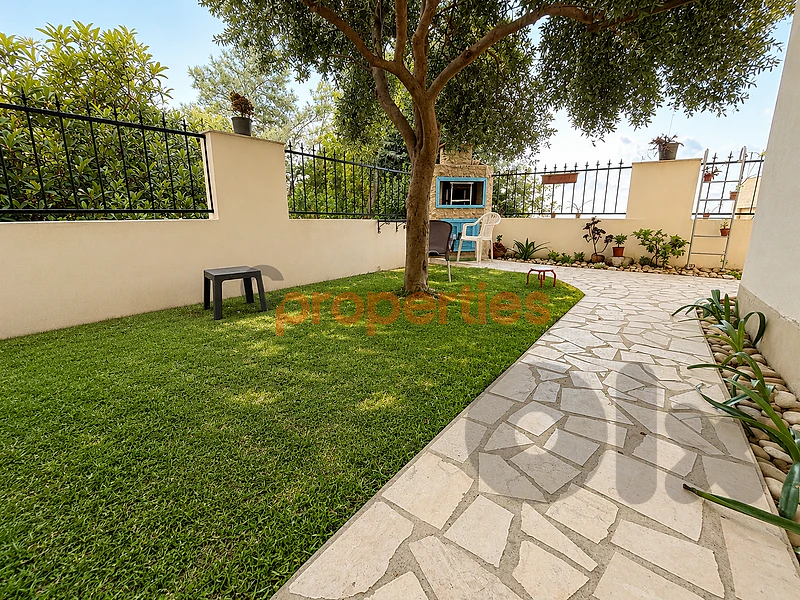 Apartment For Sale in Mastita شقة للبيع في مستيتا CPJRK379