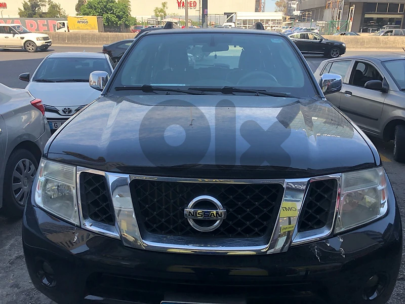 Nissan Pathfinder 2011  SE Company Origin