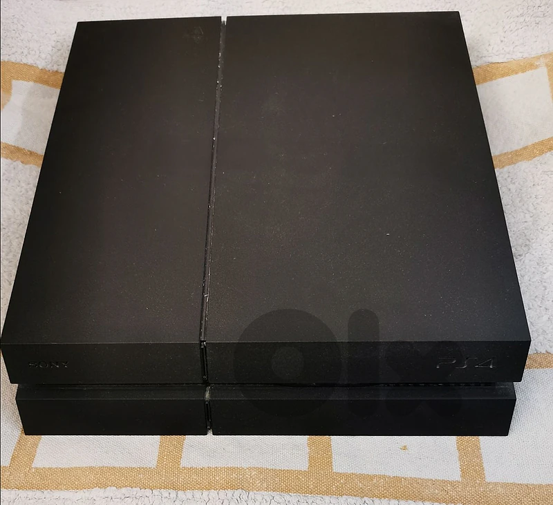 PS4 in Excellent Condition