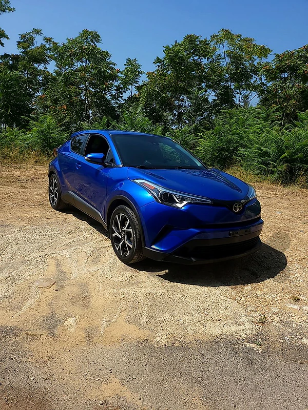 Toyota C-HR 2018 xle Toyota C-HR 2018 xle