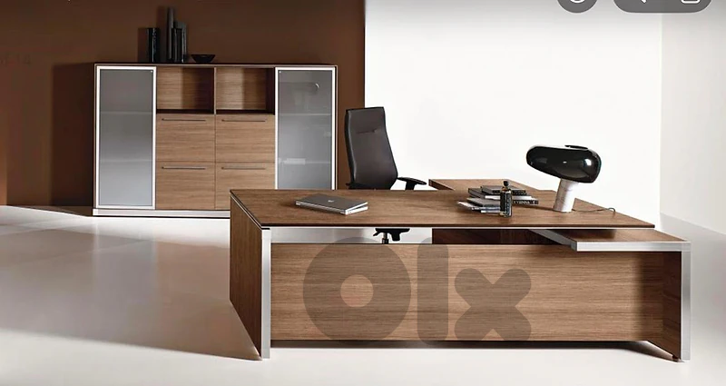 LAS Mobili E.O.S. Executive Desk & Cabinet Set – Unused