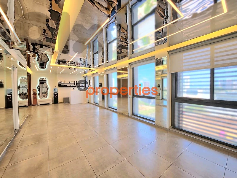 Office For Rent In Dbayeh | مكتب للإيجار في ضبية - CPRD310