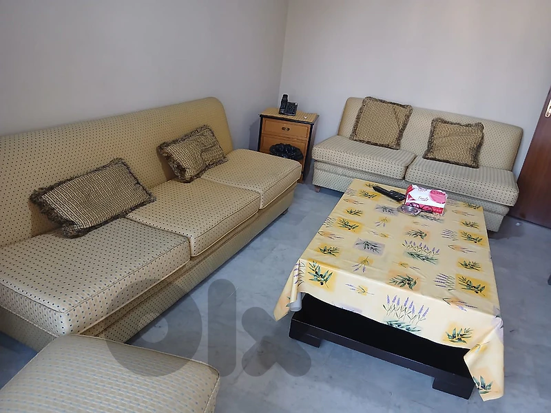 2 sofas