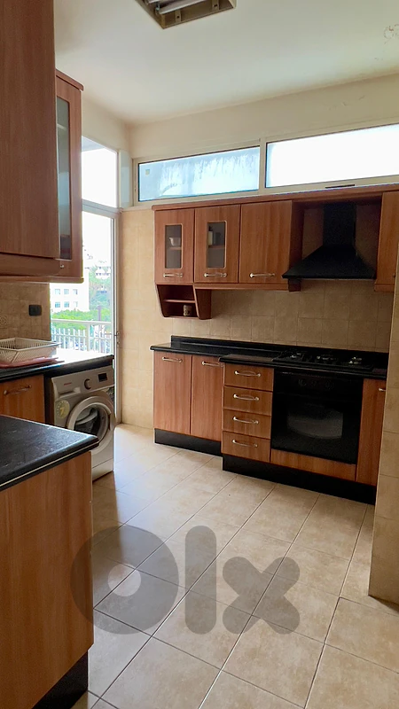 Apartment for rent in Dekweneh facing Nefaa (suitable for an office) Apartment for rent in Dekweneh facing Nefaa (suitable for an office)