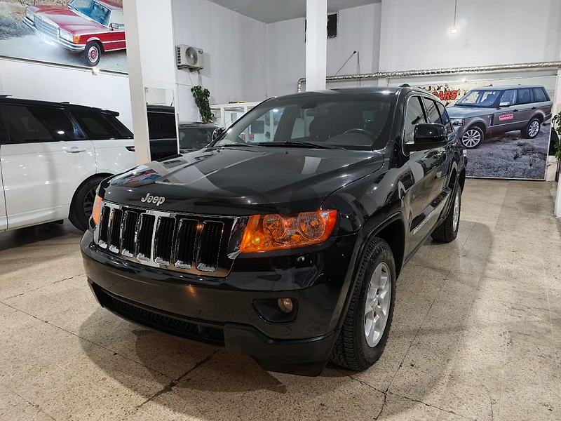 2011 JEEP GRAND CHEROKEE LAREDO 4×4 2011 JEEP GRAND CHEROKEE LAREDO 4×4