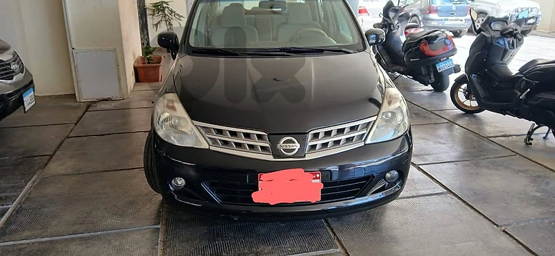Nissan Tiida 2010