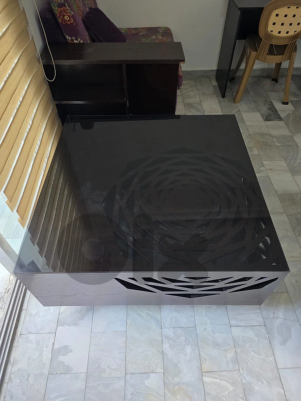 Center Table 1m*1m - طاولة صالون