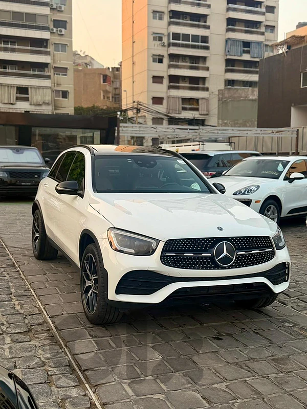 Mercedes GLC300 2020 AMG package 4matic