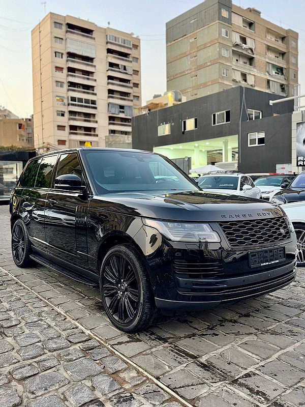 Range Rover Vogue 2018 V8 supercharged