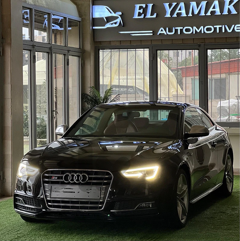 Audi S5 with 2014 original kit! company source Audi S5 with 2014 original kit! company source