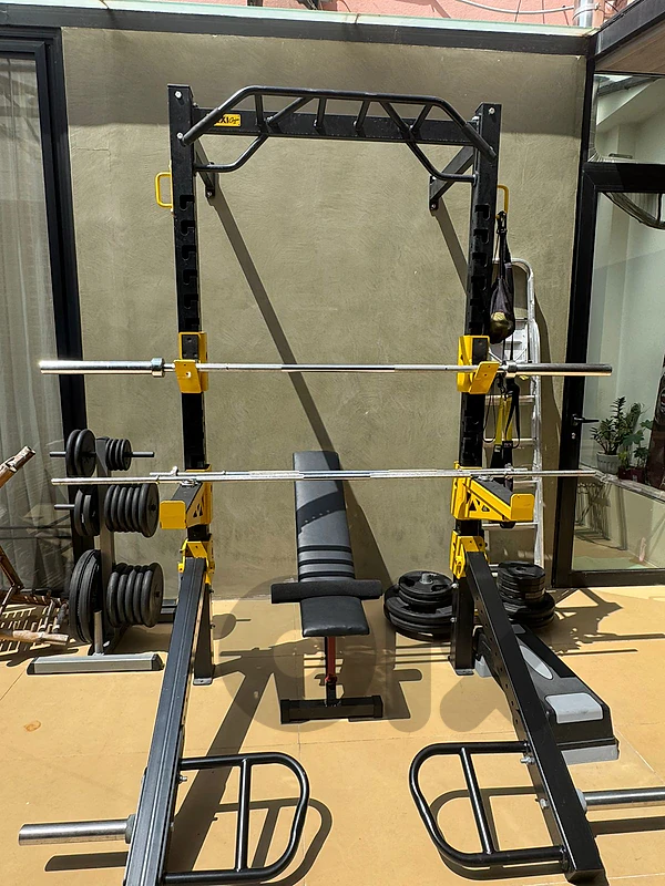 FLEXI Custom Wall-Mounted Squat Rack & Barbell Weight Set