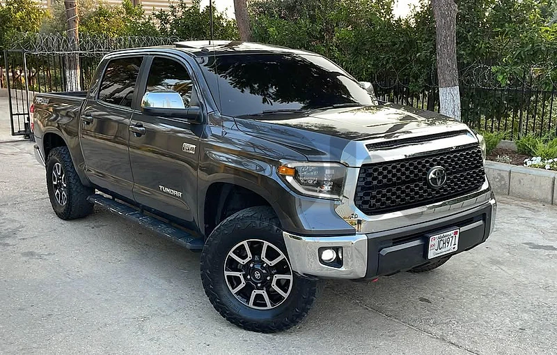 Toyota tundra trd-offroad 2020