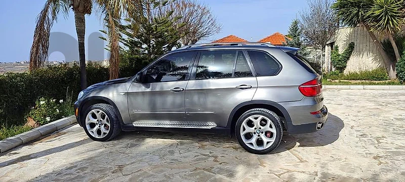 BMW X5 2011