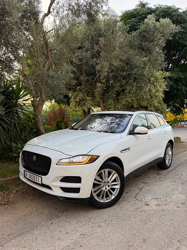 Jaguar F-Pace 2017 Prestige + Jaguar F-Pace 2017 Prestige +