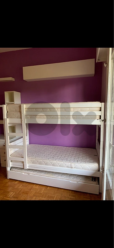 Bunk bed in white wood Bunk bed in white wood
