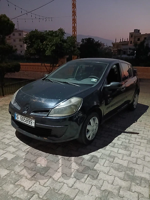 Renault Clio 2009 70-568 196