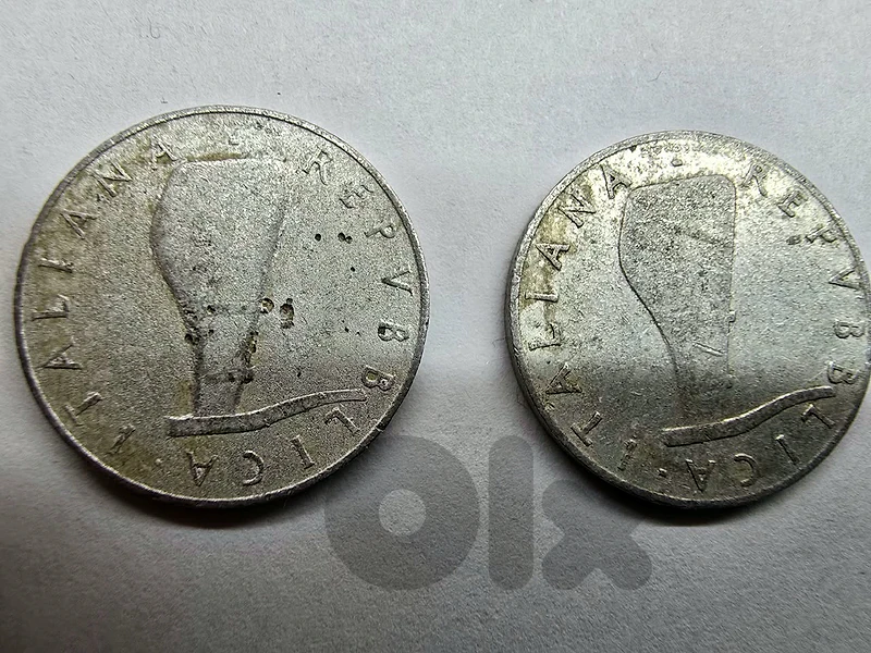 2 pieces 5 lire italy 1951 and 1954 2 pieces 5 lire italy 1951 and 1954