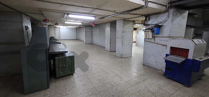 Warehouse for Rent in Ain Al Tinehمستودع للإيجار في عين التينة