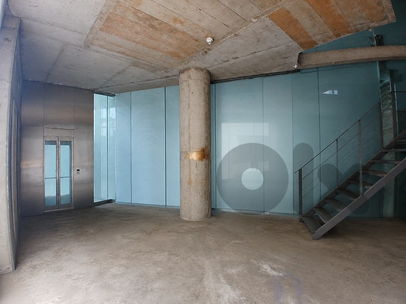 Shop for rent in Downtownمحل للإيجار في وسط بيروت