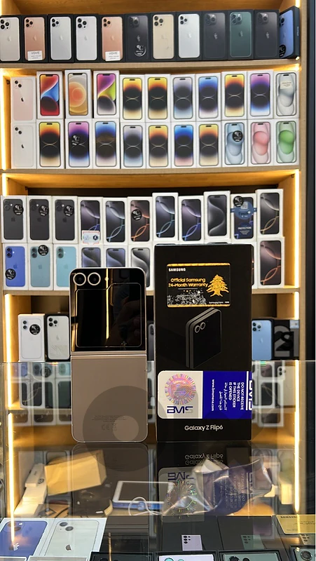 Z flip 6 - 256/12GB . like New condition