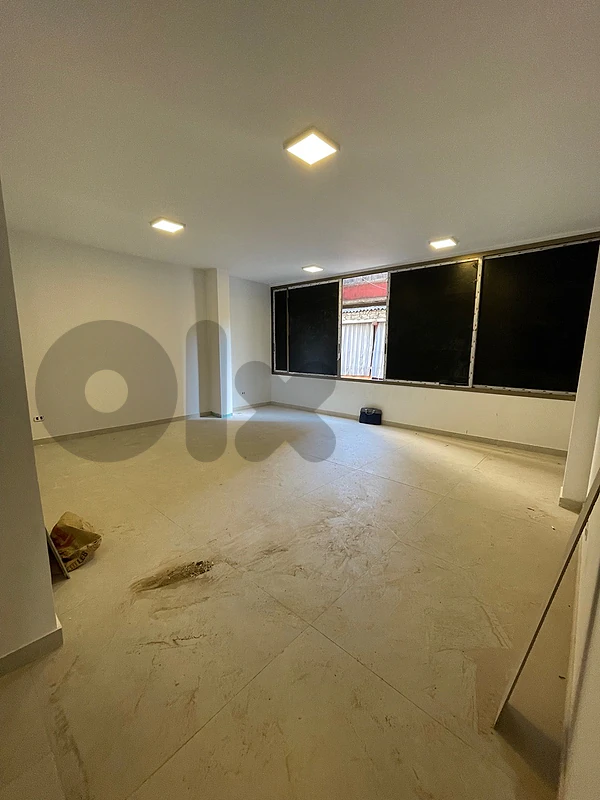 Apartment for Sale in Mazraa شقة للبيع في منطقة المزرعة