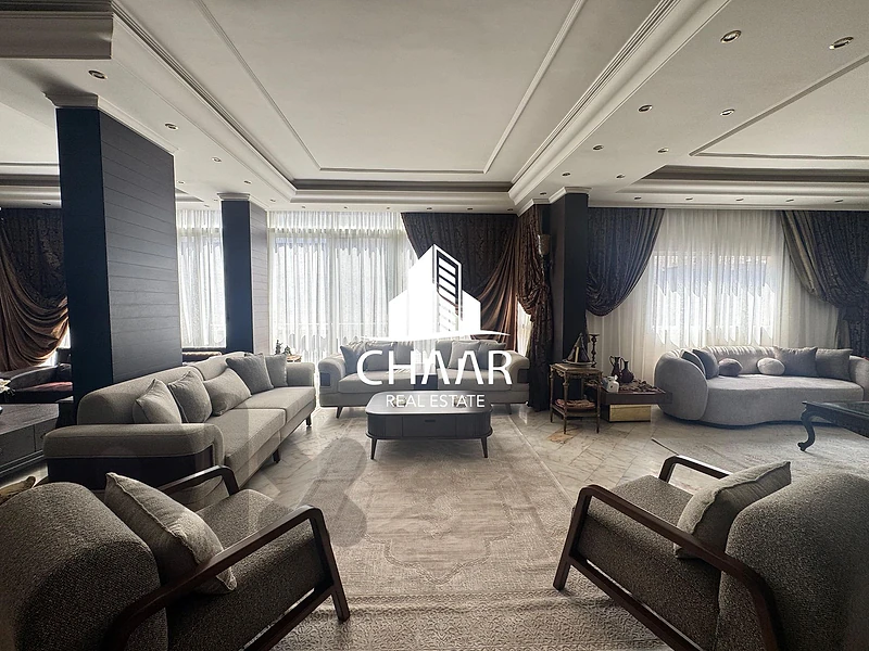 Fully Furnished Apartment For Rent in Sanayeh - #R3272