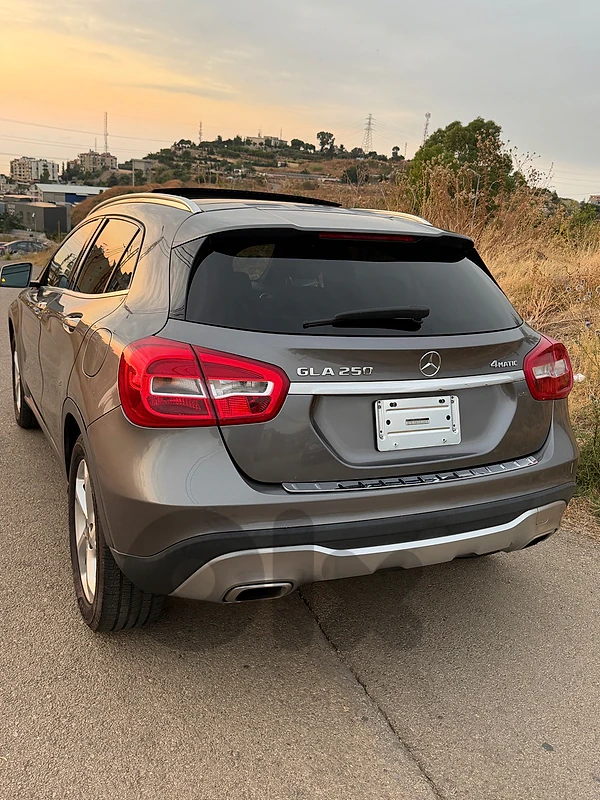 Mercedes-Benz GLA-Class 2020 250