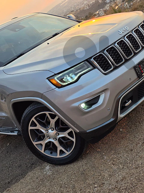 Jeep Grand Cherokee 2018 Sterling edition Jeep Grand Cherokee 2018 Sterling edition