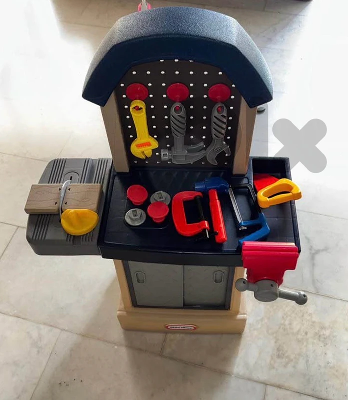 construction tools station