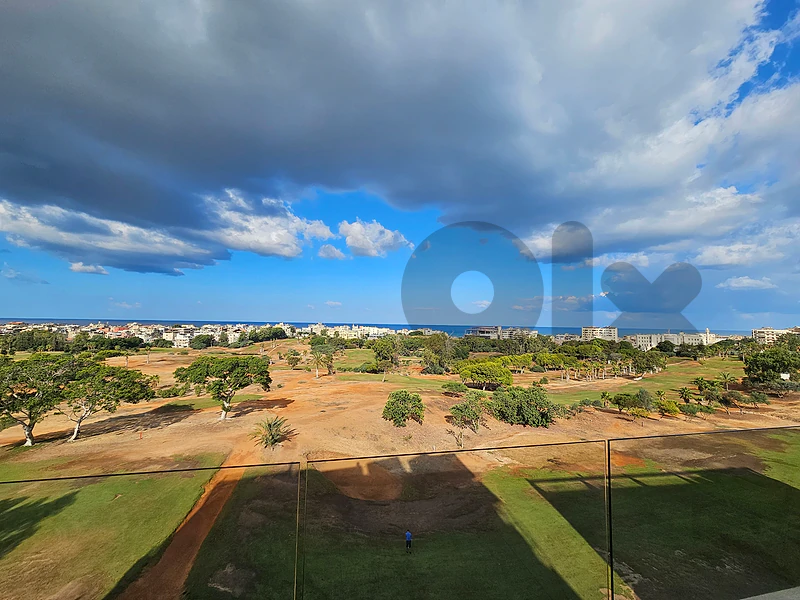 شقة دوبلاكس جديدة للبيع ساحرة باطلالتها على الغولف والبحر.New apartment for Sell