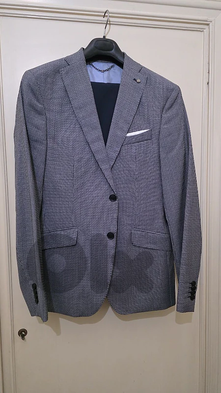 zara suit size small medium