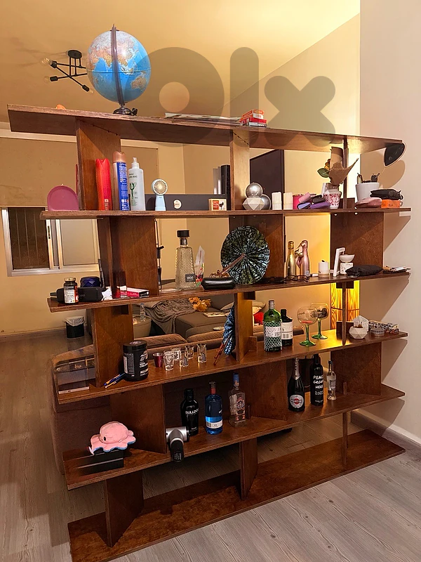wooden room divider / wooden bookshelf