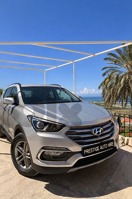 hyundia santafe for rent