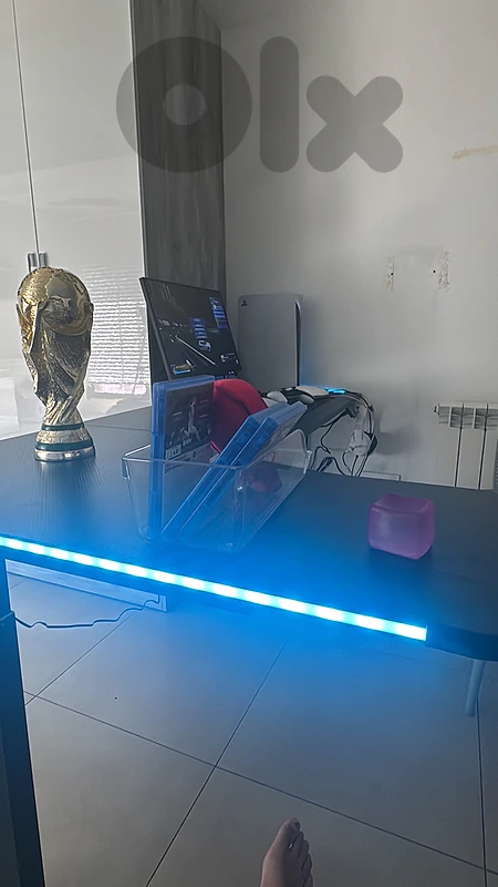 electric table used like new